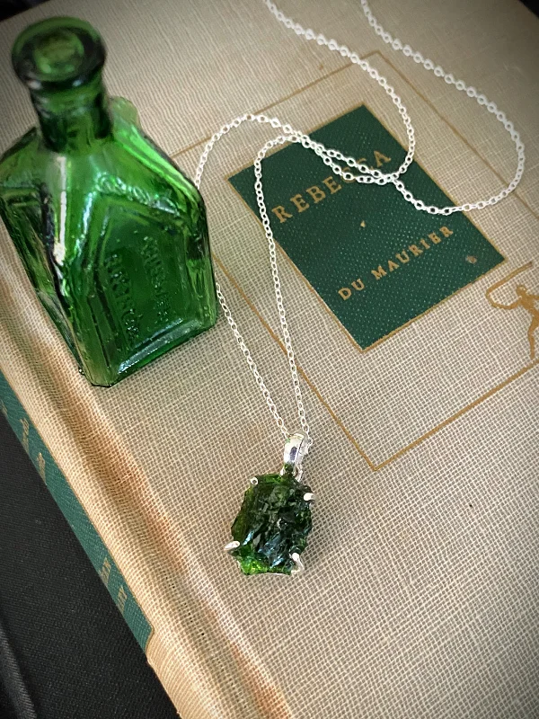 dainty gold necklace for minimalists -Rough Cut Chrome Diopside Necklace