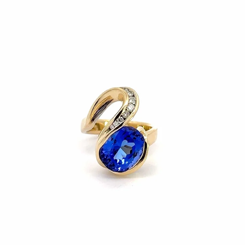 multi-stone ring for women -High 18k Yellow Gold Natural Oval Tanzanite Ring with Unique Design