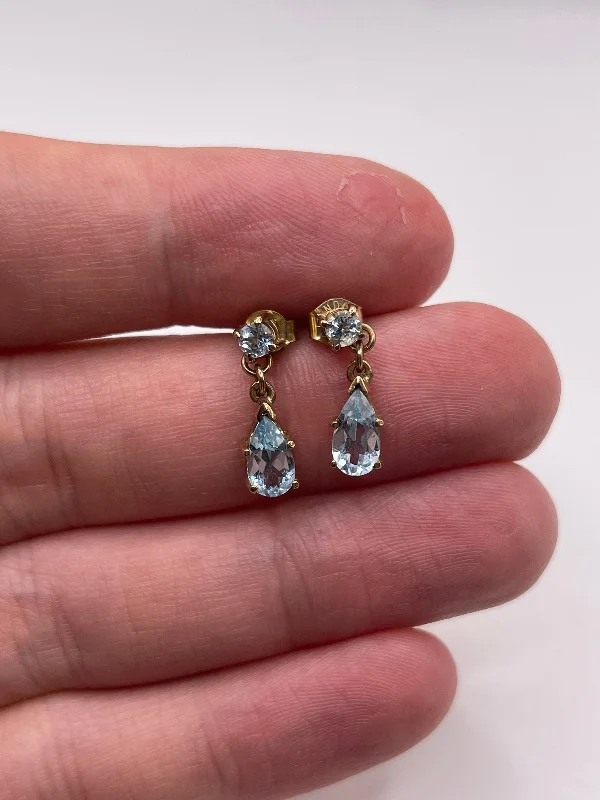 Silver drop earrings for elegant style -9ct gold topaz earrings